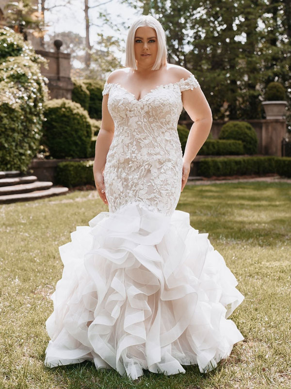 Plus-size trumpet wedding dress with off-the-shoulder cap sleeves