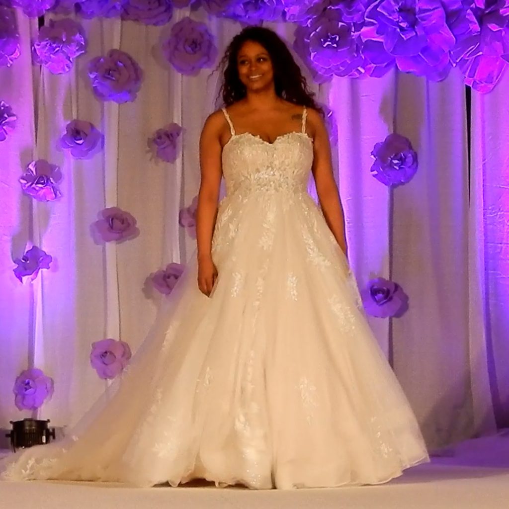 Plus-Size sleeveless A-line bridal gown