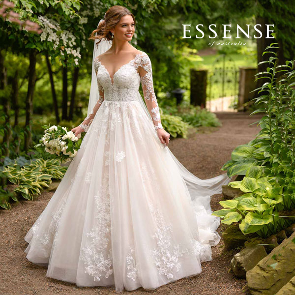 A-line wedding dress with long lace sleeves