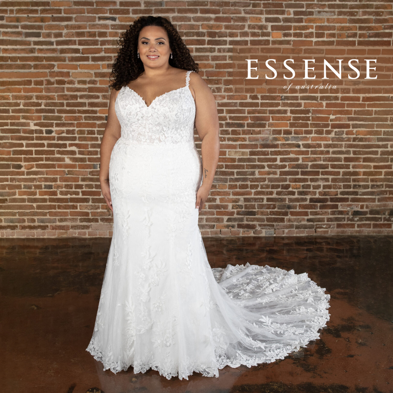 Plus-Size sleeveless lace fit-and-flare wedding dress