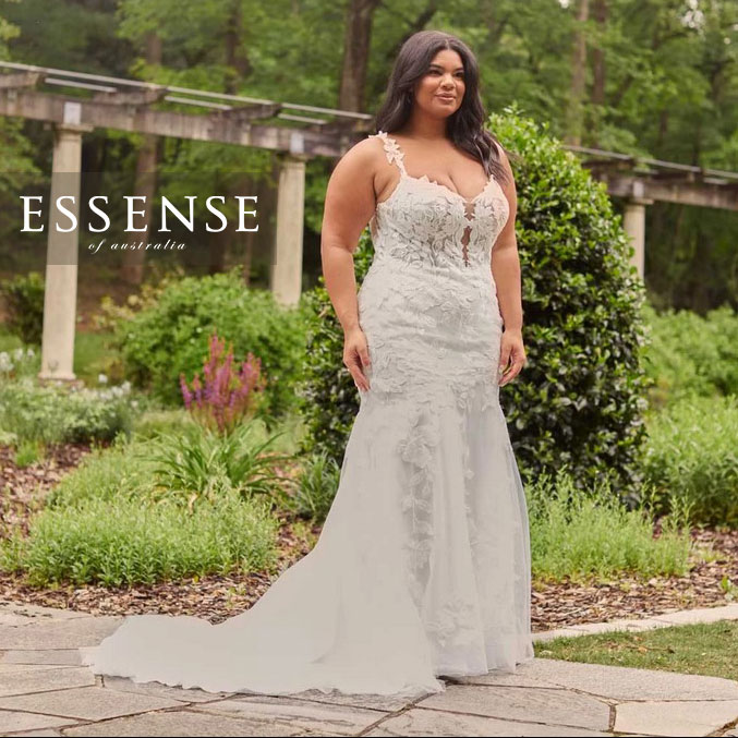 Plus-Size Lace Fit & Flare Wedding Dress