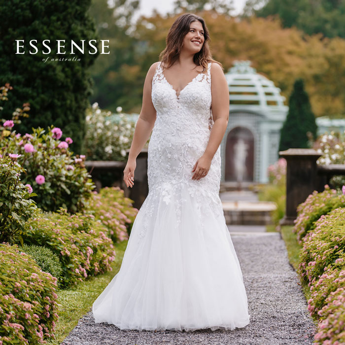Plus-Size Sleeveless Lace Fit & Flare Wedding Dress