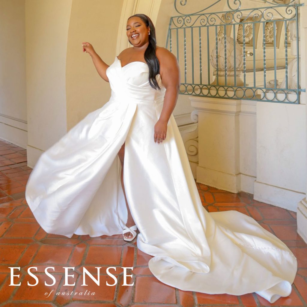 Plus-Size Strapless A-line Wedding Dress With Leg Slit