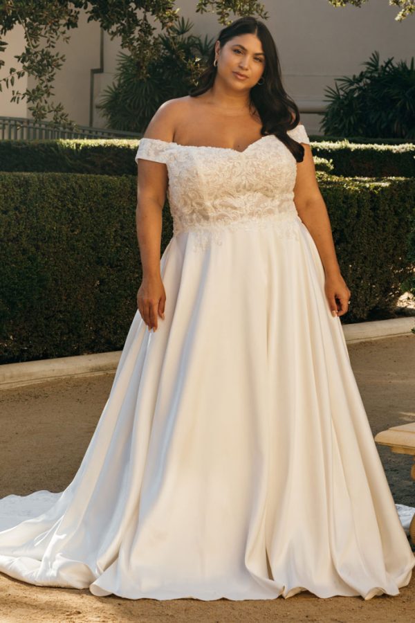 Sparkly Silk Ballgown Plus Size Wedding Dress with Sweetheart Neckline