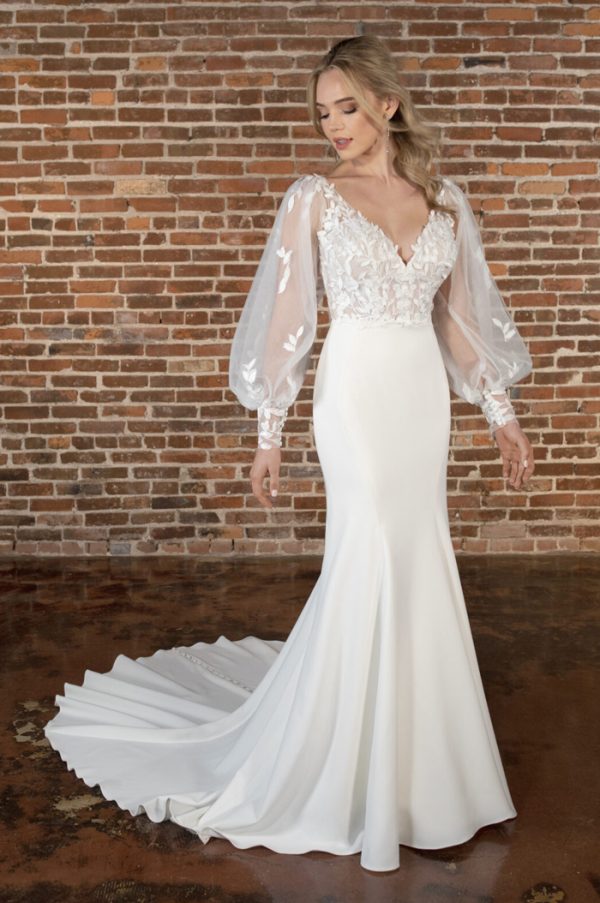 wedding-dress-long-sleeves-fit-flare-D3699